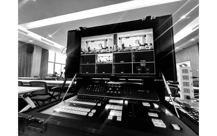 專業(yè)影視制作服務(wù)商 100+ 攝像及制作服務(wù)，賦能企業(yè)品牌傳播